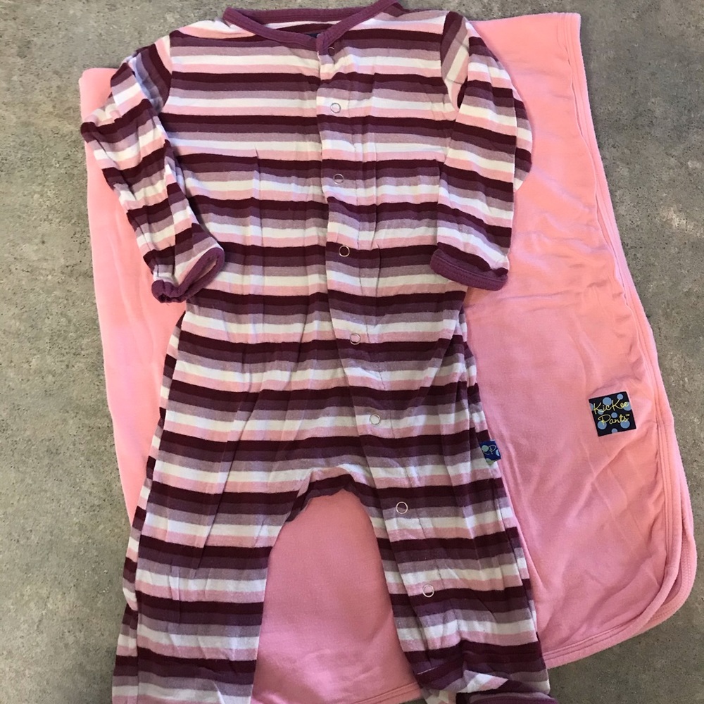 3/6 month pajama and swaddle